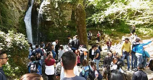 Un'immagine generica segnaposto con angoli arrotondati in una figura.